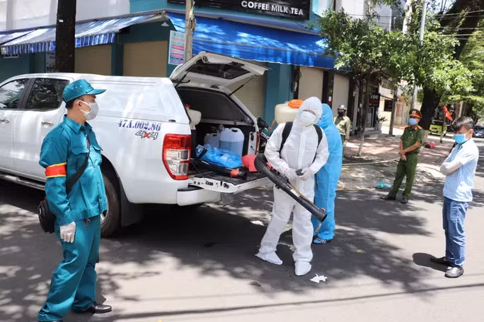 Cơ quan chức năng phong tỏa đường Hoàng Diệu