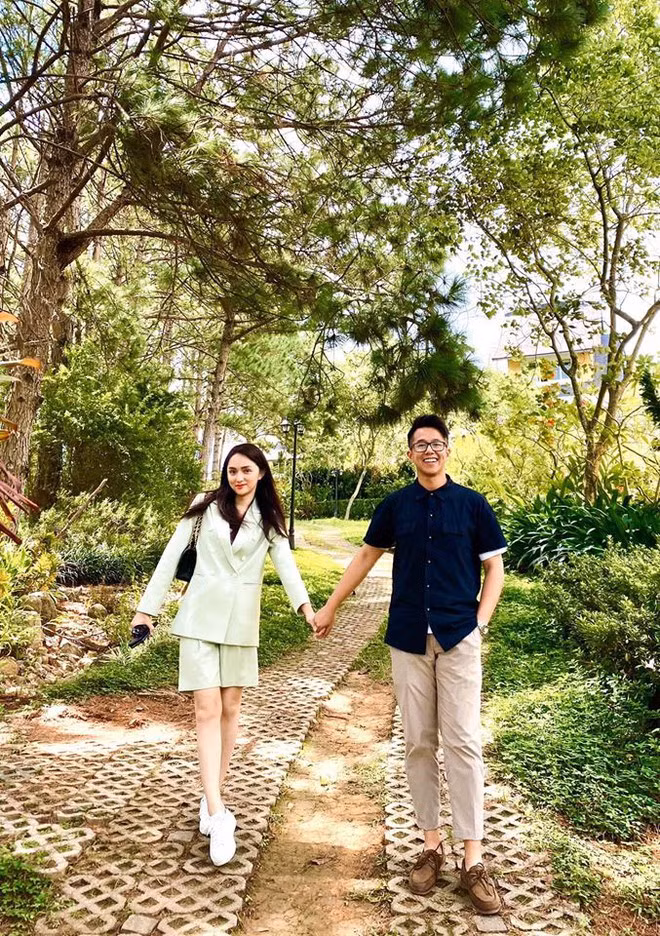 Chuyện tình cảm của Hương Giang và CEO Matt Liu được cư dân mạng quan tâm ẢNH: FBNV