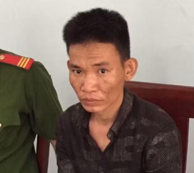 Nguyễn Đức Thủy tại cơ quan công an - Ảnh: Báo Nghệ An
