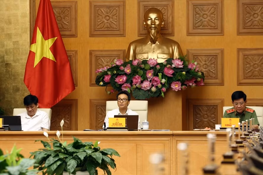 Phó Thủ tướng Vũ Đức Đam: Dịch bệnh ở thành phố Đà Nẵng thời gian qua là lời cảnh báo rất nghiêm khắc. Ảnh: VGP/Đình Nam