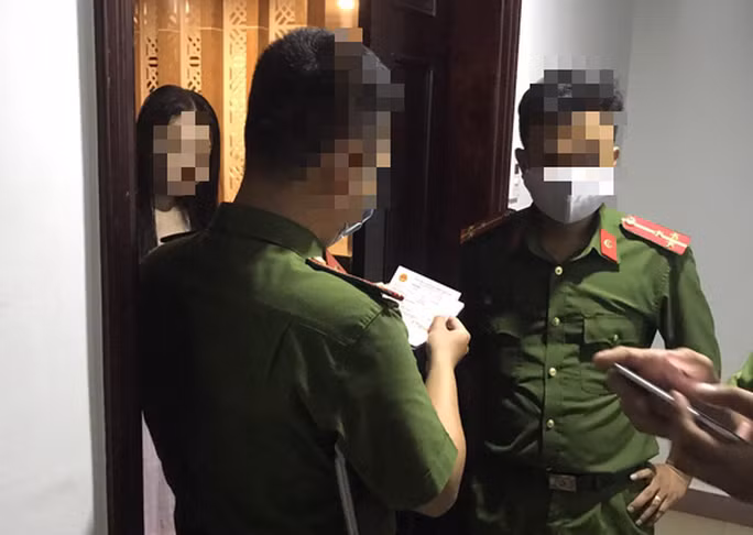 Công an Đà Nẵng kiểm tra các cơ sở lưu trú cho người nước ngoài thuê Công an Đà Nẵng kiểm tra các cơ sở lưu trú cho người nước ngoài thuê