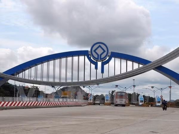 Trạm thu phí Đại Yên đoạn Uông Bí-Hạ Long trên Quốc lộ 18.