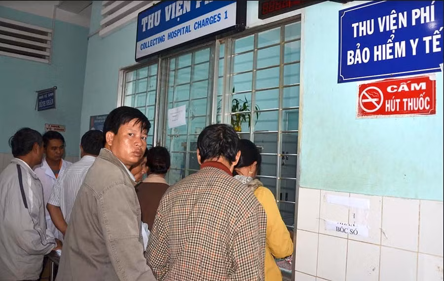 Bệnh viện luôn quá tải bệnh nhân. Ảnh: Đ.P Bệnh viện luôn quá tải bệnh nhân. Ảnh: Đ.P