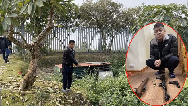 Lực lượng chức năng áp giải Tuấn “Kỹ” đi thu gom tang vật- Ảnh Công an cung cấp