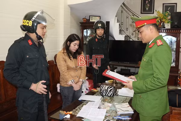 Đối tượng Đặng Thị Vân Anh. Ảnh: Báo Hà Tĩnh