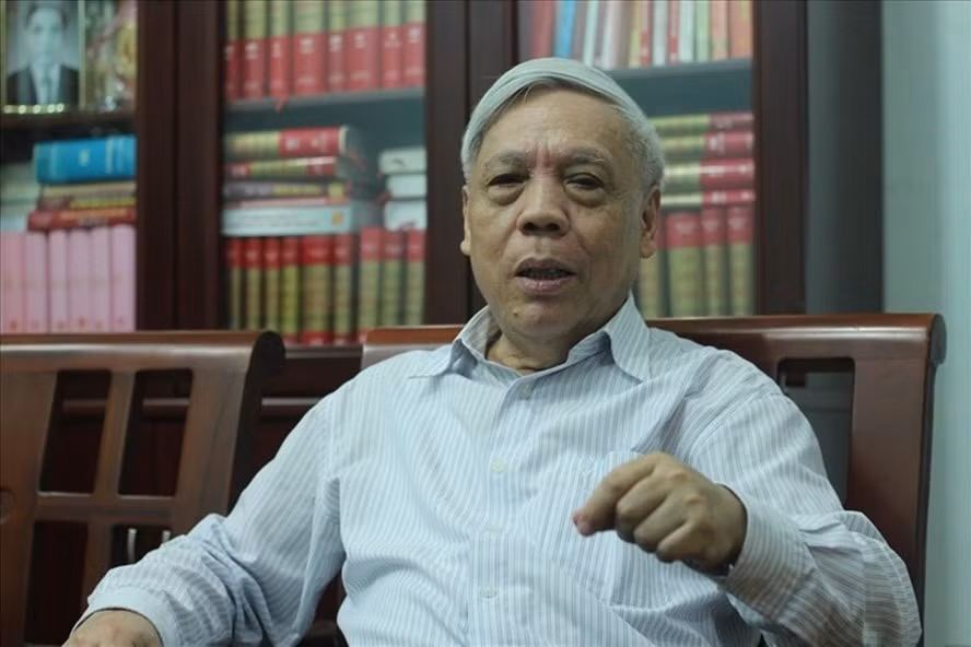 PGS.TS Nguyễn Trọng Phúc - Nguyên Viện Trưởng Viện Lịch sử Đảng nói về việc Bác Hồ về nước là thời cơ quan trọng của cách mạng Việt Nam. Ảnh: T.Vương