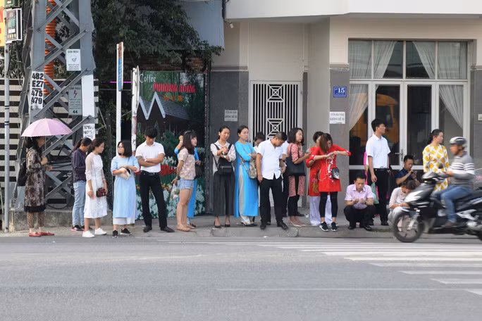 Tình trạng người Trung Quốc ở lại Nha Trang làm việc trước khi dịch bệnh Covid-19 rất phổ biến Tình trạng người Trung Quốc ở lại Nha Trang làm việc trước khi dịch bệnh Covid-19 rất phổ biến