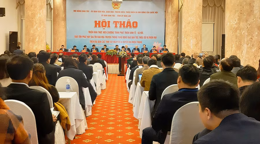 Quang cảnh buổi hội thảo. Ảnh: Nguyễn Quang Tuệ