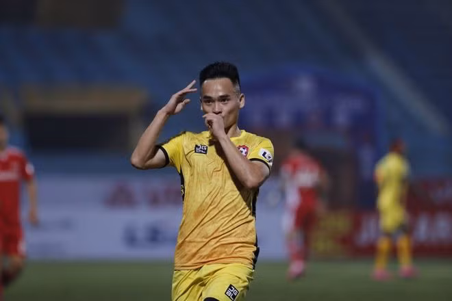 Phú Nguyên ghi hai bàn trong hai trận ẢNH: MINH TÚ