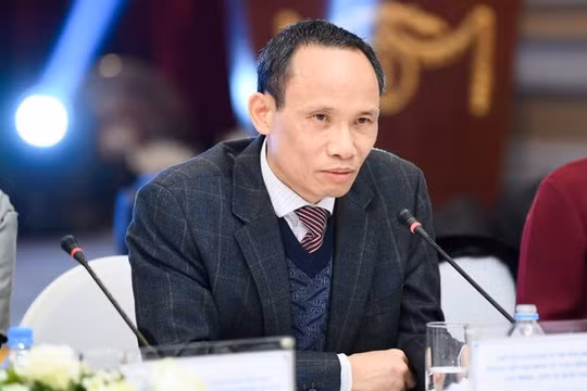 TS Cấn Văn Lực, Thành viên Hội đồng tư vấn chính sách tài chính, tiền tệ quốc gia.