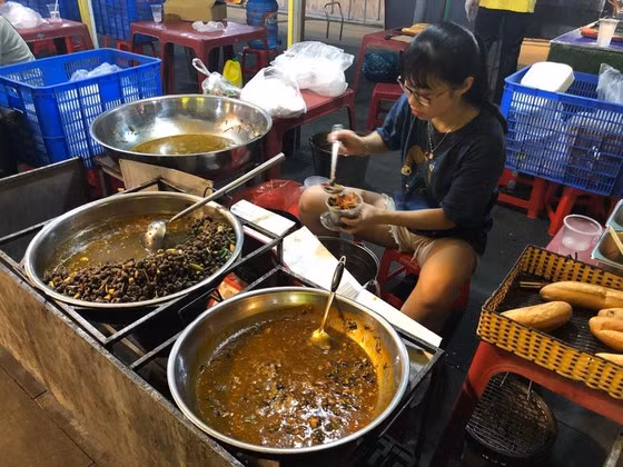 Chợ đêm Helio chưa để lại dấu ấn, 10 giờ đã thu dọn hàng quán