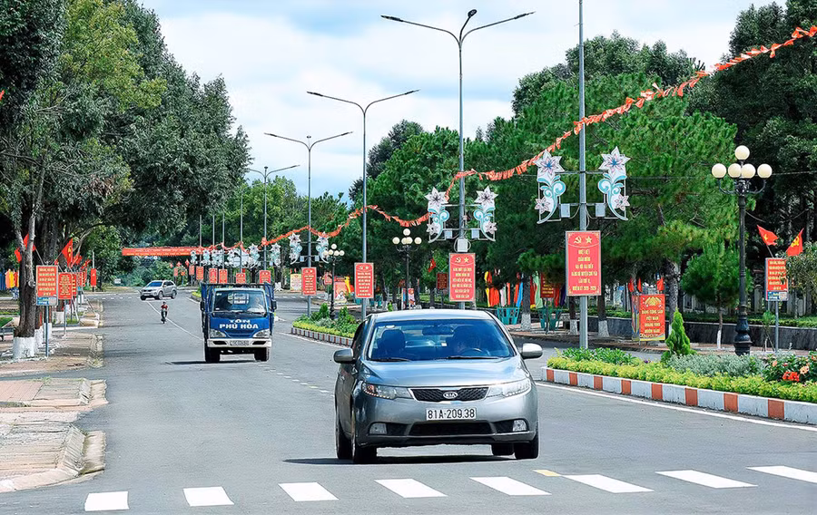  Một góc thị trấn Phú Hòa (huyện Chư Păh). Ảnh: Đinh Yến