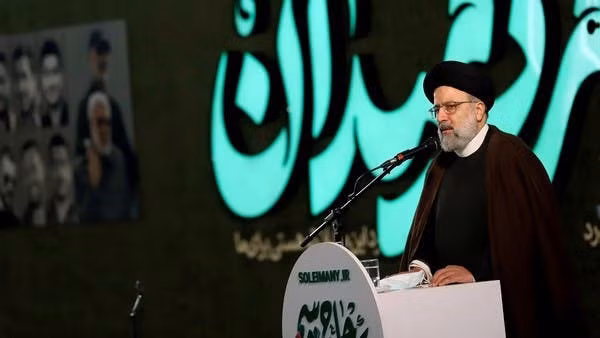 Bộ trưởng Tư pháp Iran Ebrahim Raisi phát biểu hôm 1-1-2021. Ảnh: Reuters