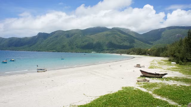 Vẻ đẹp hoang sơ của Côn Đảo. Vẻ đẹp hoang sơ của Côn Đảo.