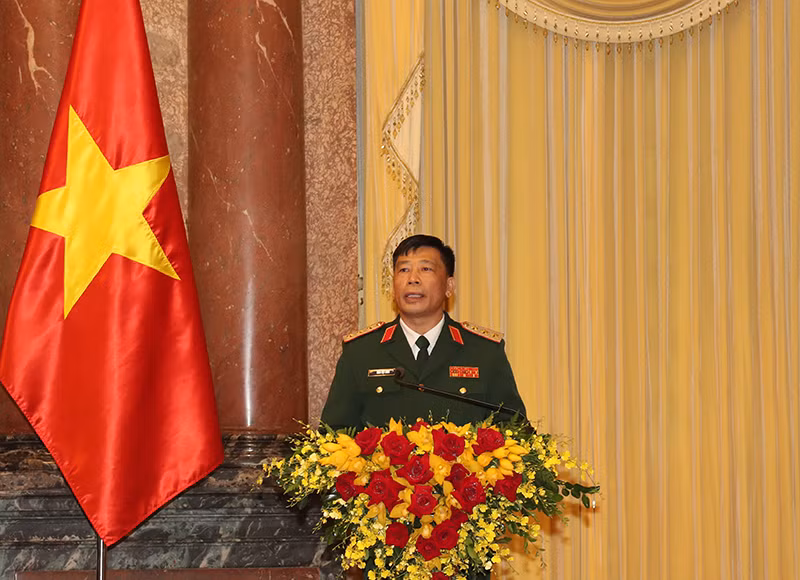 Thượng tướng Trần Việt Khoa, Giám đốc Học viện Quốc phòng. 