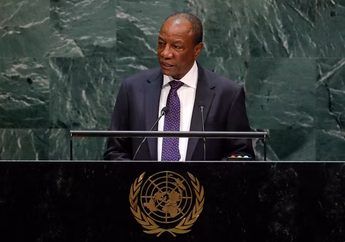 Tổng thống Guinea Alpha Condé. Ảnh: Reuters