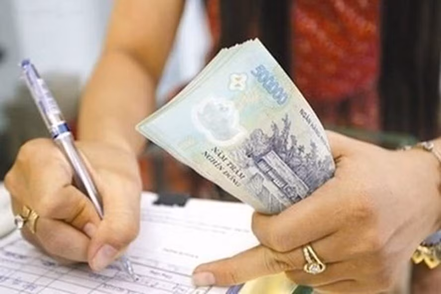 Thời điểm thực hiện chế độ tiền lương mới kể từ ngày 1.7.2022. Ảnh LDO