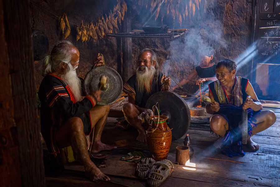 Tác phẩm 