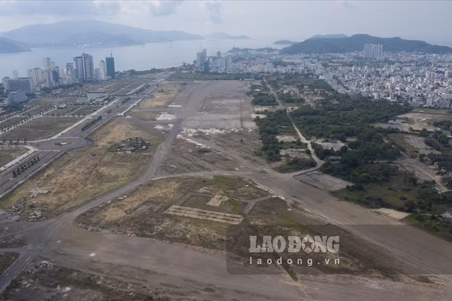 Khu vực sân bay Nha Trang được quy hoạch thành khu trung tâm đô thị trong tương lai. Ảnh: TC Khu vực sân bay Nha Trang được quy hoạch thành khu trung tâm đô thị trong tương lai. Ảnh: TC