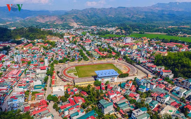 Dấu tích của chiến trường khốc liệt giờ được thay thế bằng diện mạo của một đô thị trẻ.