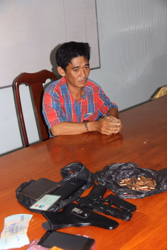 Lê Hoàng Tiến. 