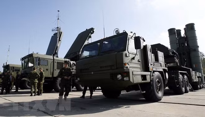 Hệ thống tên lửa S-400 Triumph của Nga.