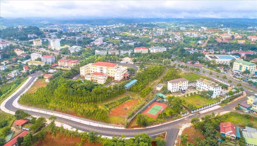 Một số đơn vị, địa phương ở Đắk Nông vẫn đang chạy nước rút để thu tiền sử dụng đất năm 2022. Ảnh: Ngô Minh