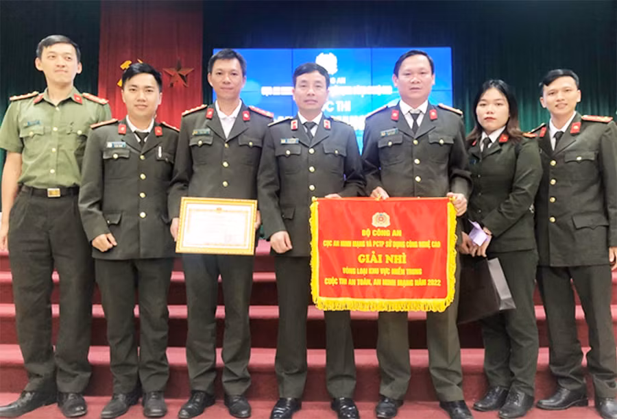  Đạt giải nhì khu vực miền Trung, Thứ 6 toàn quốc. Ảnh: Phước Khang