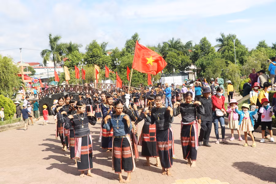  Huyện Kbang chú trọng bảo tồn và phát huy giá trị văn hóa truyền thống để phát triển du lịch. Ảnh: Ngọc Minh