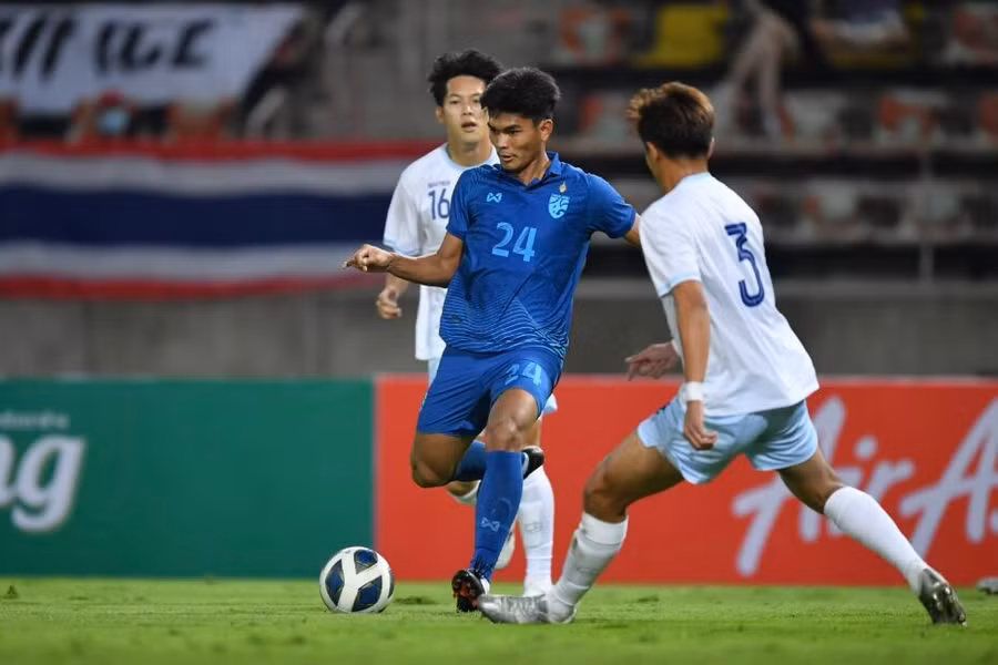 Tuyển Thái Lan vừa để thua Đài Loan ở trận giao hữu trước thềm AFF Cup 2022. Ảnh: FAT