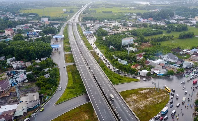 Thực hiện có hiệu quả các dự án giao thông quan trọng. Ảnh nguồn internet
