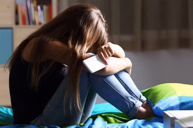  Trẻ em có nhiều áp lực hơn người lớn nghĩ - Ảnh: N.Y.P