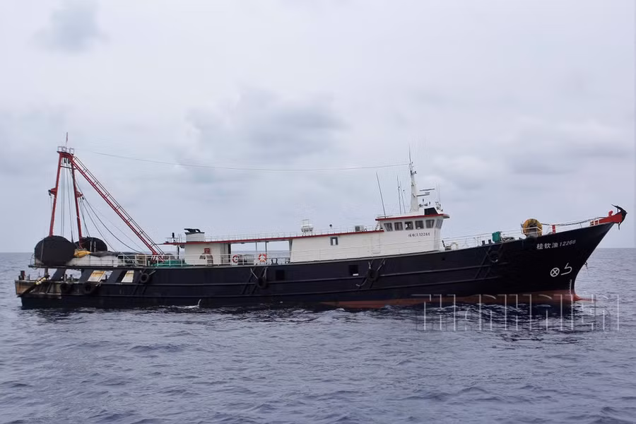 Tàu cá Quế Khâm Ngư 12665 xâm phạm vùng đặc quyền kinh tế Việt Nam, tháng 5.2019. ẢNH: MAI THANH HẢI