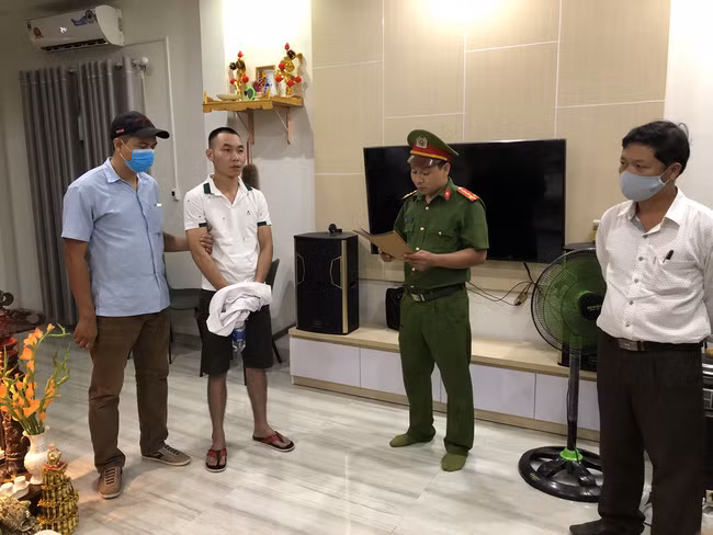 Đối tượng cầm đầu Trần Quốc Bảo Duy sa lưới. Đối tượng cầm đầu Trần Quốc Bảo Duy sa lưới.