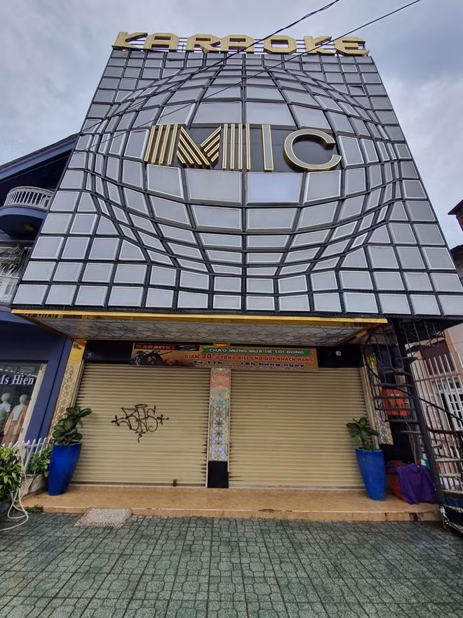 Các quán karaoke ở Đà Lạt đã tạm ngưng hoạt động hơn 1 tháng nay ẢNH: G.B