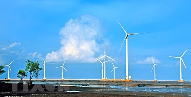 Nhà điện gió đầu tiên của Đồng bằng sông Cửu Long tại xã ven biển Vĩnh Trạch Đông, thành phố Bạc Liêu. (Ảnh: Cao Thăng/TTXVN)