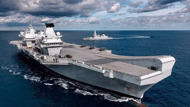  Tàu sân bay HMS Queen Elizabeth. Ảnh: Hải quân Hoàng gia Anh