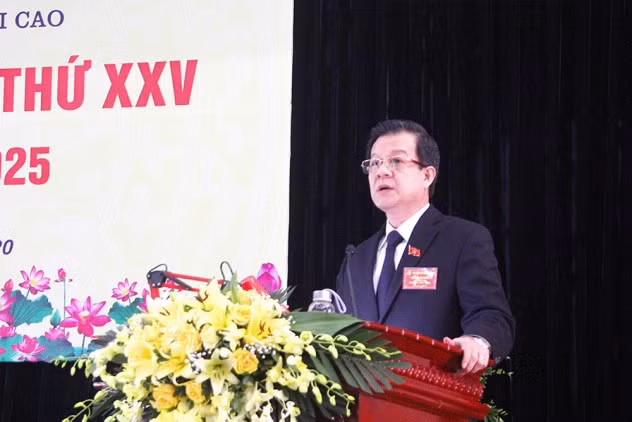 Ông Lê Hồng Quang được bầu, bổ nhiệm làm Bí thư Đảng bộ TAND Tối cao. Ảnh: VGP.
