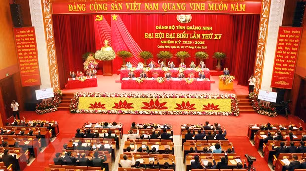 Quang cảnh Đại hội đại biểu Đảng bộ tỉnh Quảng Ninh lần thứ XV. (Ảnh: Văn Đức/TTXVN) Quang cảnh Đại hội đại biểu Đảng bộ tỉnh Quảng Ninh lần thứ XV. (Ảnh: Văn Đức/TTXVN)