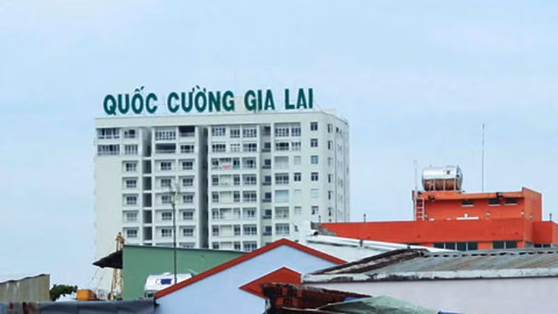 Công ty của doanh nhân phố núi Cường đô la sụt giảm lợi nhuận vì tồn kho và nợ nần nhiều