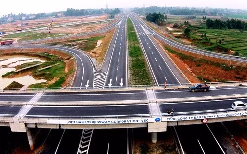  Thủ tướng nhấn mạnh yêu cầu tiếp tục tập trung khắc phục triệt để các tồn tại, bất cập trong các dự án BOT. - Ảnh minh họa