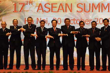 Bế mạc Hội nghị thượng đỉnh ASEAN lần thứ 17 tại Hà Nội ngày 30-10-2010 