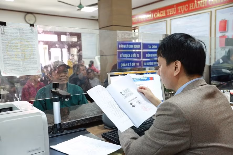  Trường hợp vắng mặt tại nơi thường trú từ trên 12 tháng liên tục mà không đăng ký thường trú hoặc không khai báo tạm vắng có thể bị xoá đăng ký thường trú. Ảnh minh hoạ: Hải Nguyễn