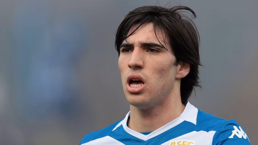 Tonali nhận lời khen từ Pirlo