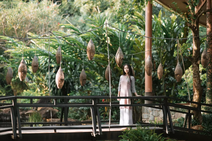 Trước đây cô nàng đã từng tham gia các phim ngắn như: 