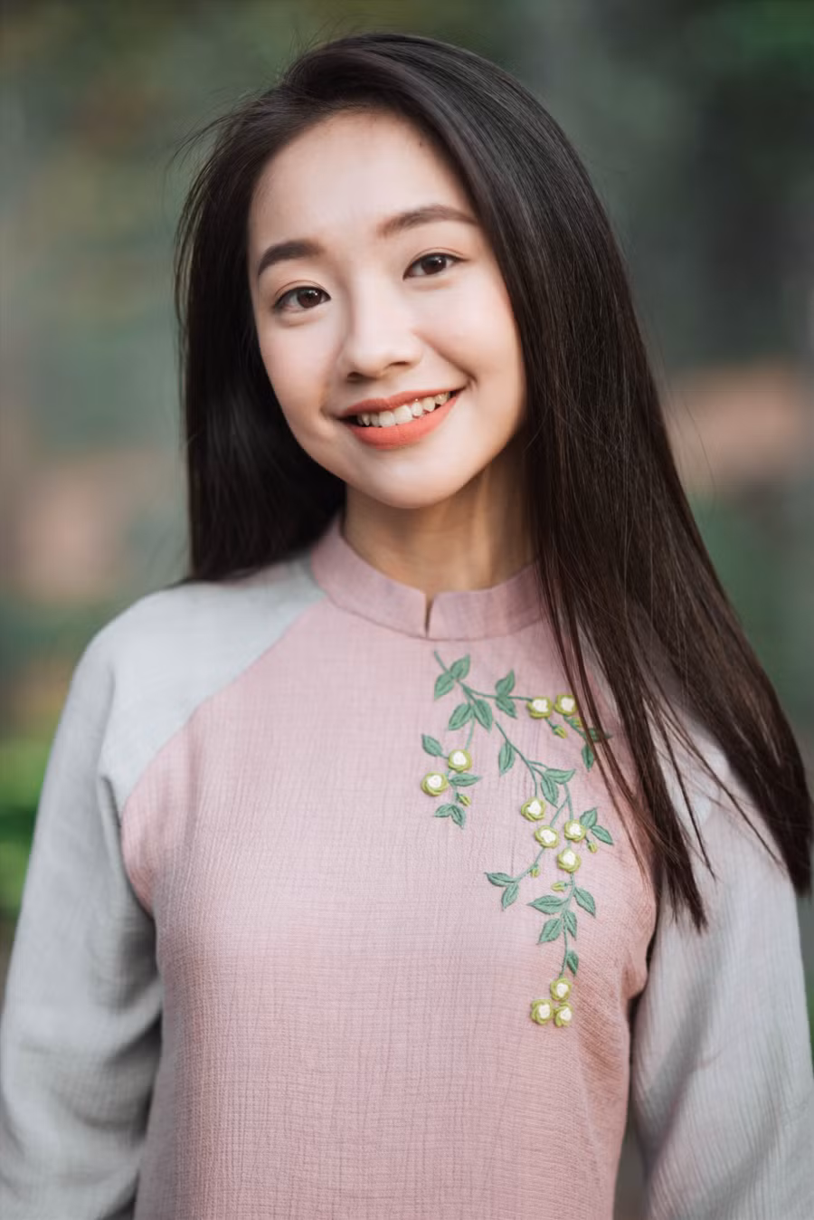 Chia sẻ về vai diễn trong MV 