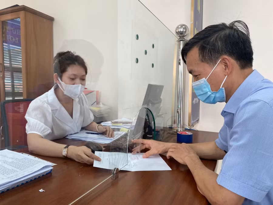  Cục Thuế tỉnh chỉ đạo các đơn vị Chi cục Thuế tăng cường kiểm soát giá giao dịch bất động sản để xác định nghĩa vụ tài chính theo quy định. Ảnh: Sơn Ca