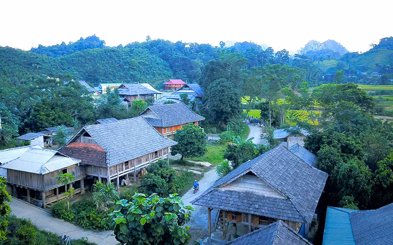  Bản Phụ Mẫu, xã Chiềng Yên nhìn từ trên cao.