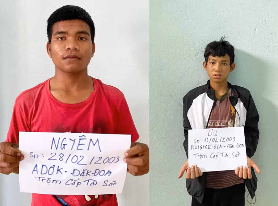 Hai đối tượng trộm cắp tài sản. Ảnh Công an xã Chư Á cung cấp Hai đối tượng trộm cắp tài sản. ẢnhCông an xã Chư Á, TP. Pleiku cung cấp
