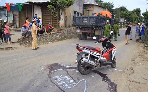 Trong ngày đầu kỳ nghỉ Tết Mậu Tuất 2018, toàn quốc xảy ra 22 vụ TNGT làm 20 người tử vong. Ảnh minh họa.